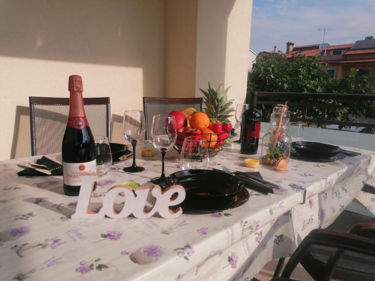 Apartmani Kiko Poreč Exterior foto